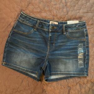 BNWT Girls Jean Shorts